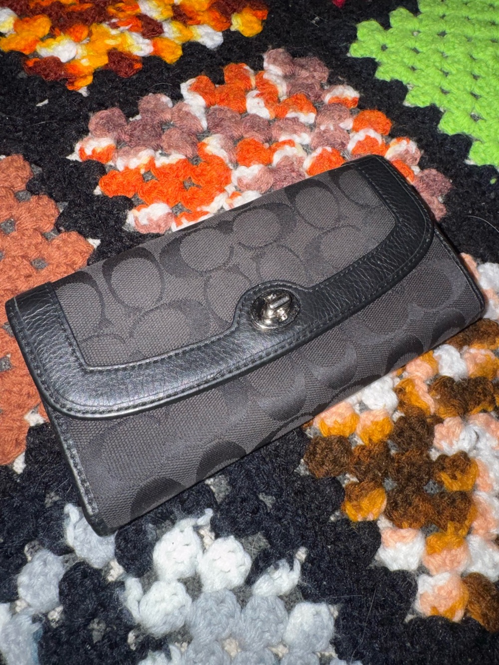 Coach Signature Turnlock Wallet